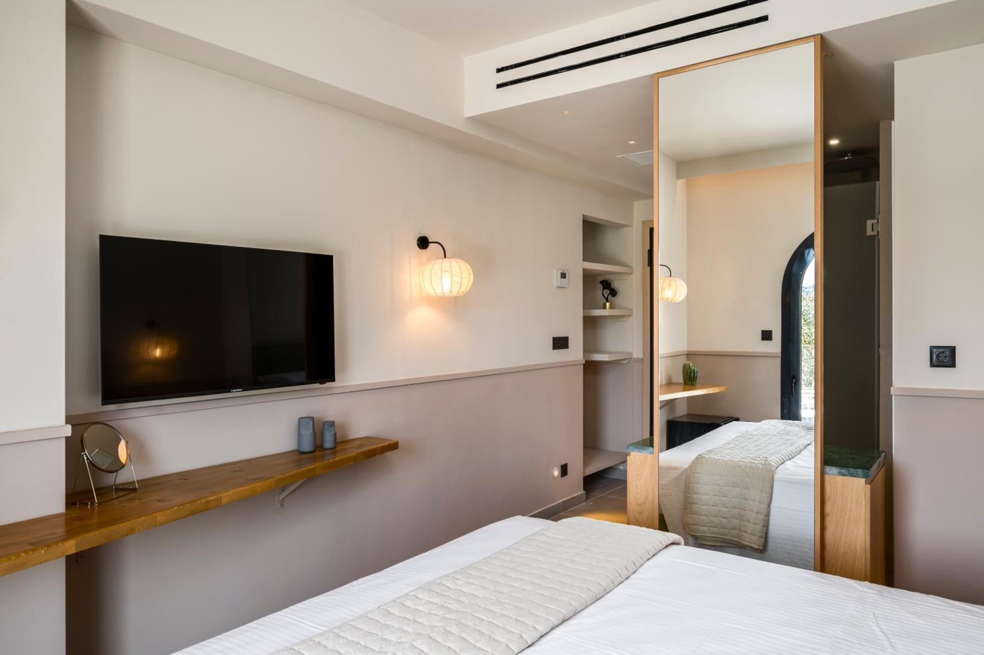 Loadstar Rooms & Suites Kontokali Exterior photo